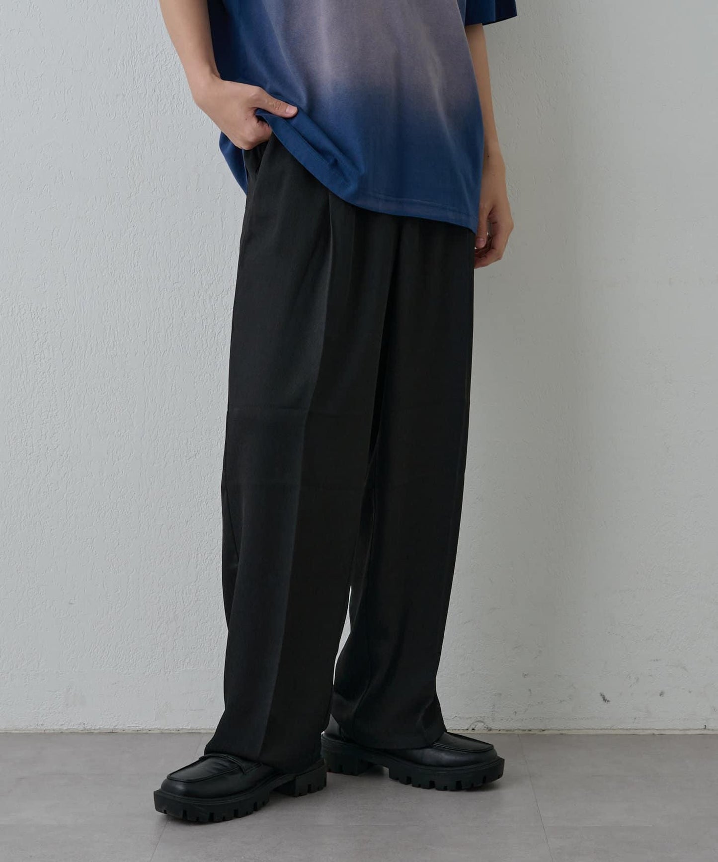 【套裝搭配】淡雅龍易西褲