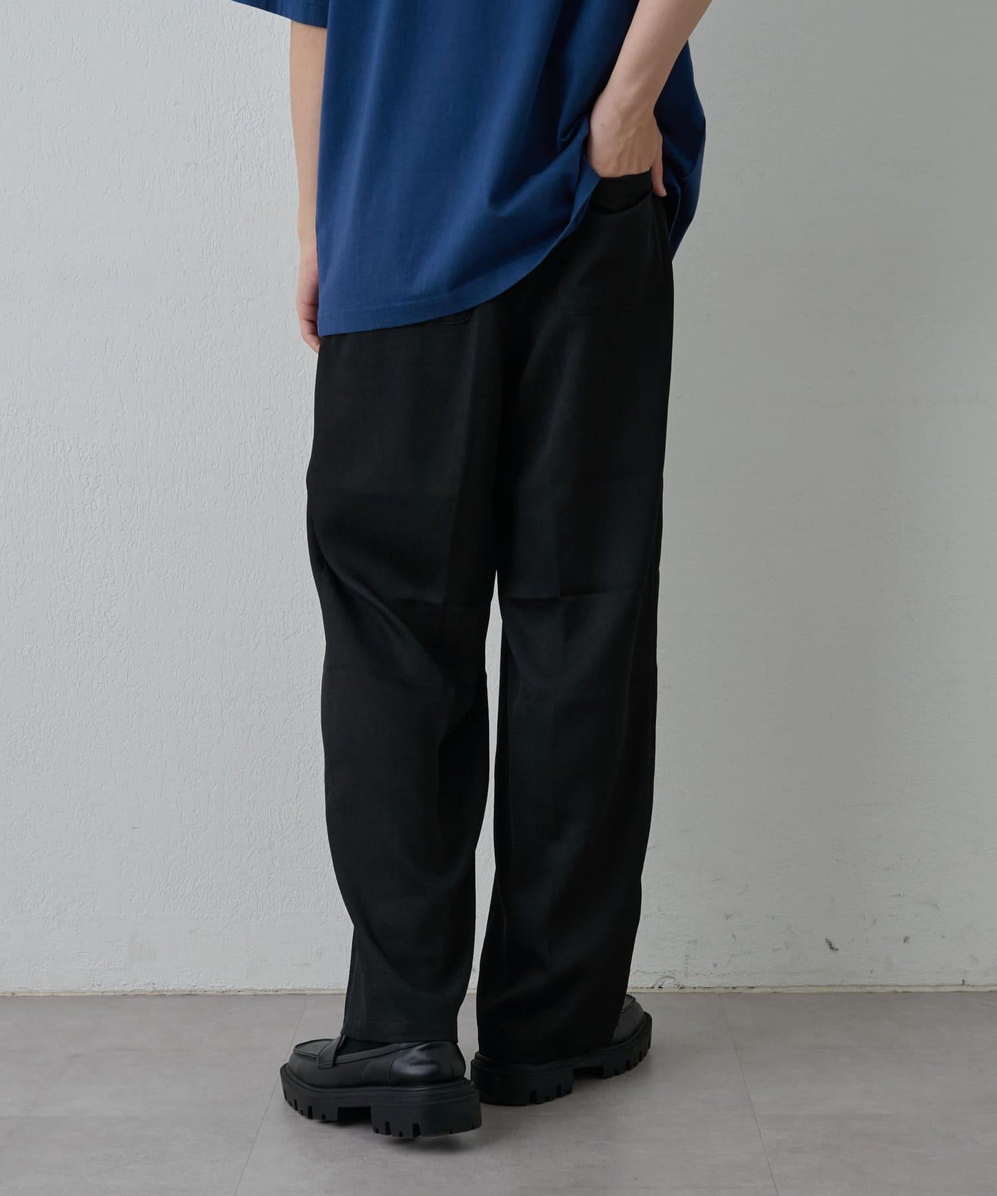 【套裝搭配】淡雅龍易西褲