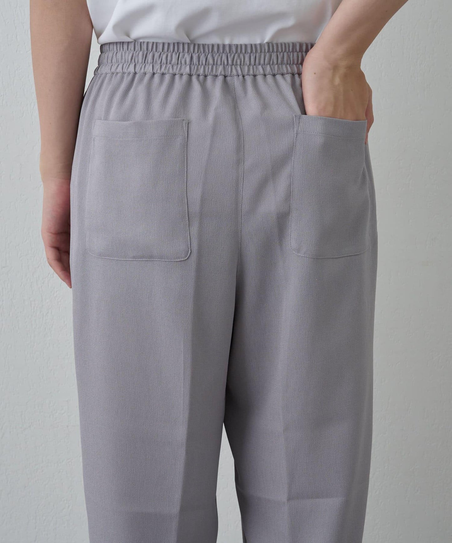 【套裝搭配】淡雅龍易西褲