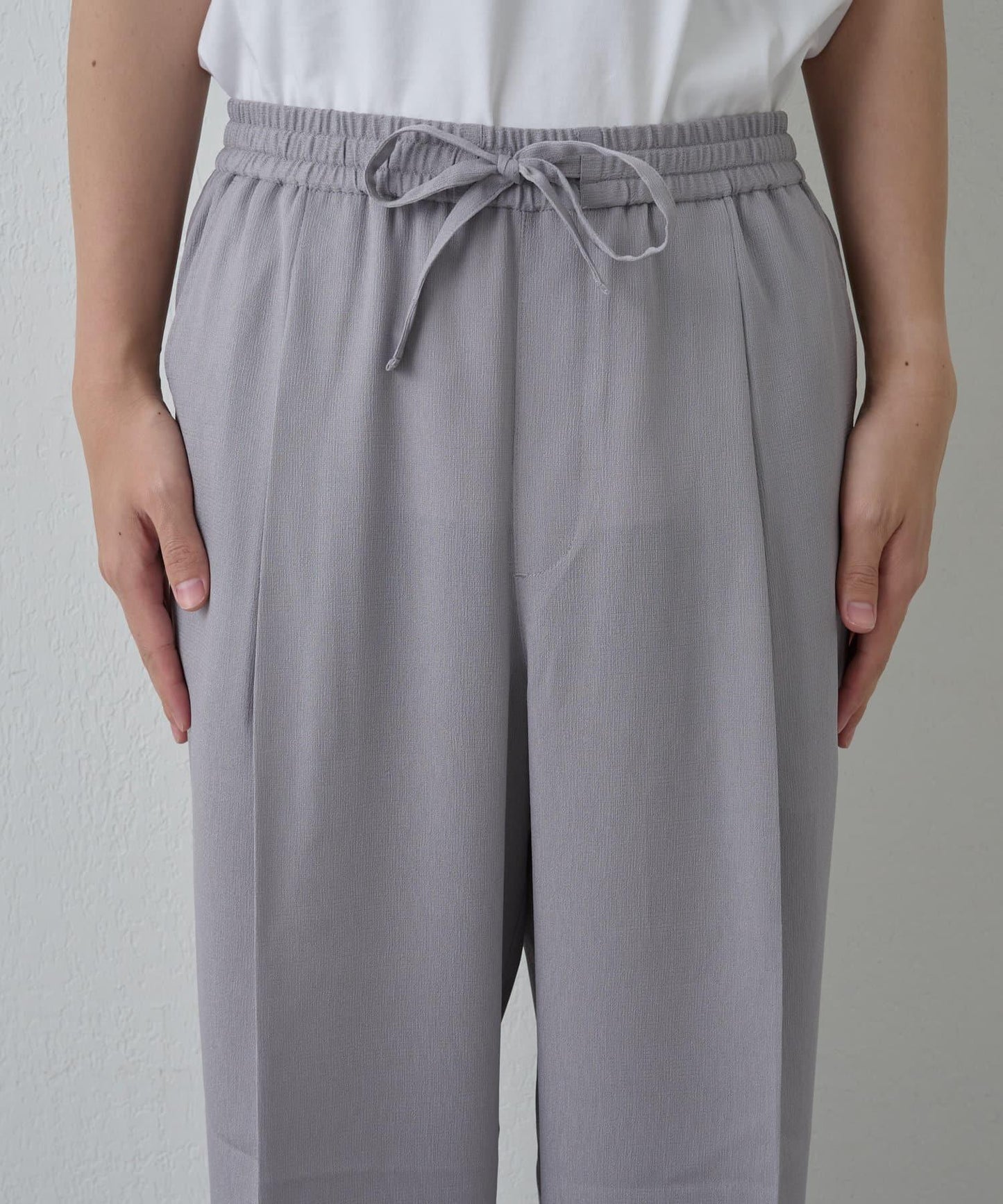 【套裝搭配】淡雅龍易西褲