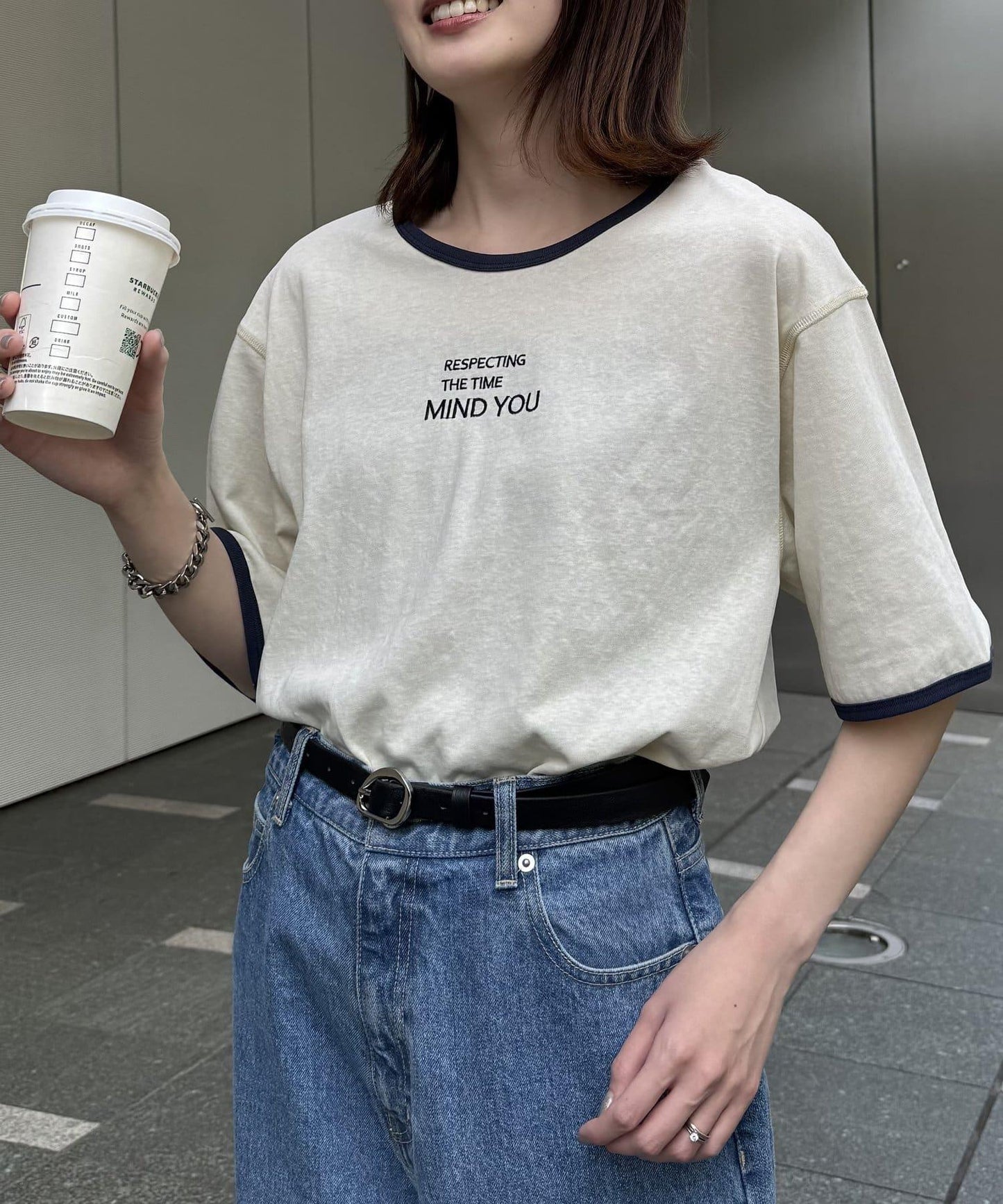 透視細條紋LOGO刺繡環領T恤