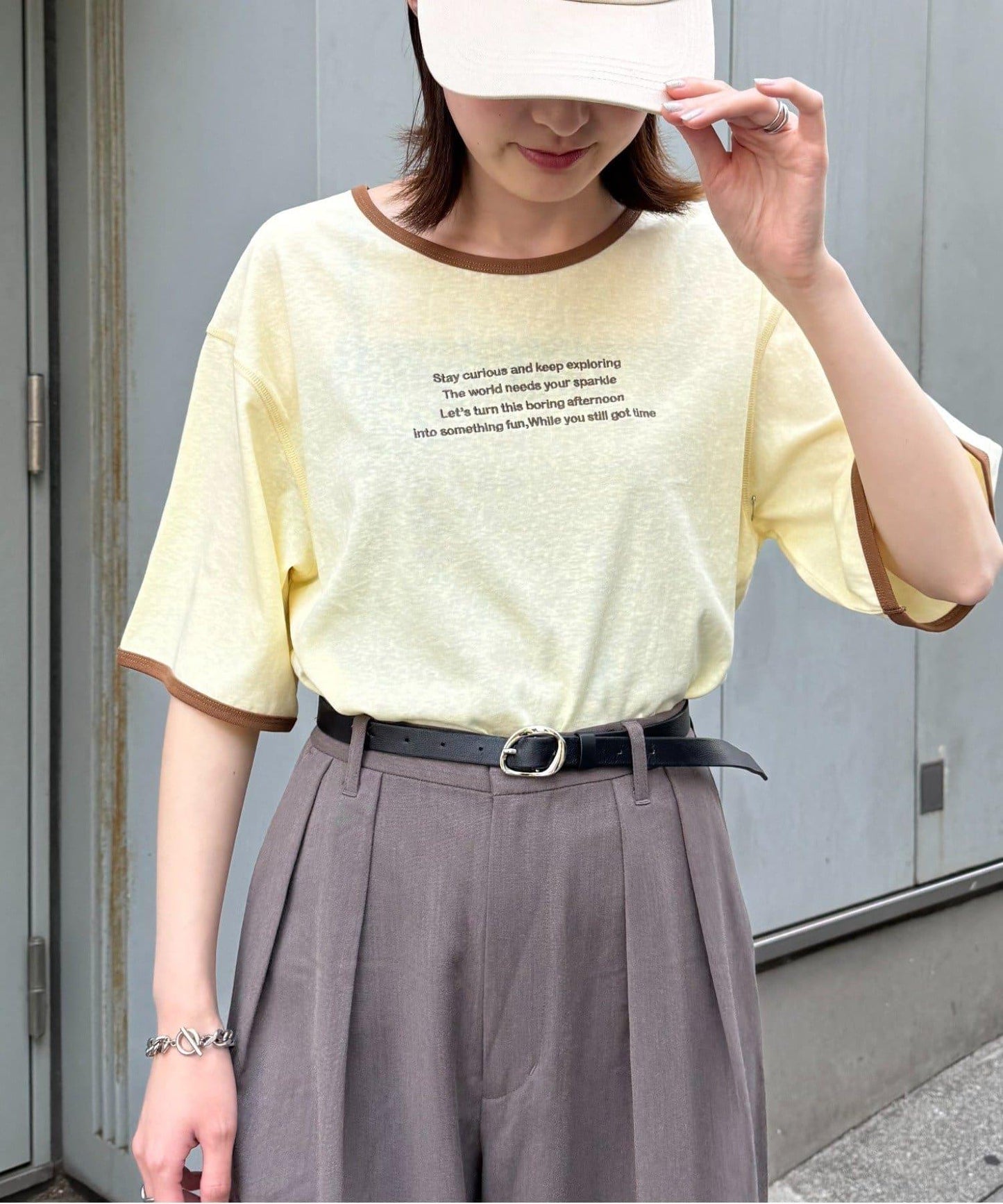 透視細條紋LOGO刺繡環領T恤