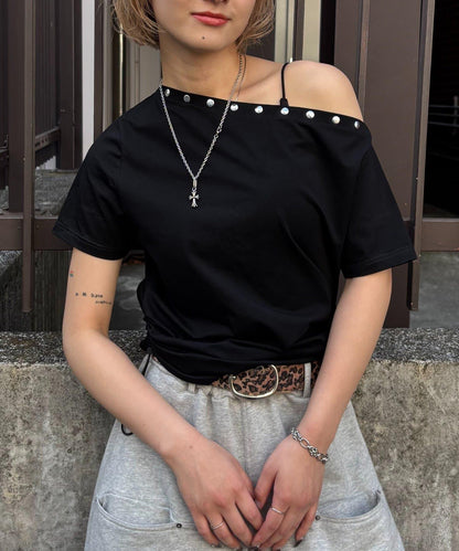 獨一無二單肩裝飾釘珠短袖T恤