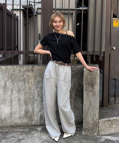 獨一無二單肩裝飾釘珠短袖T恤