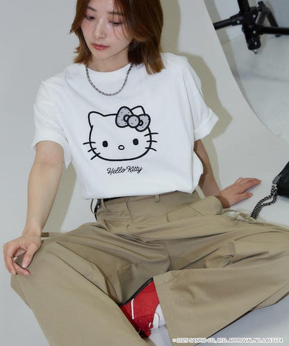 "HELLO KITTY/《Hello Kitty》" 異素材蝴蝶結T恤 限定推出