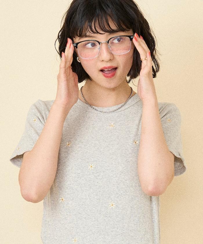 迷你雛菊刺繡T恤