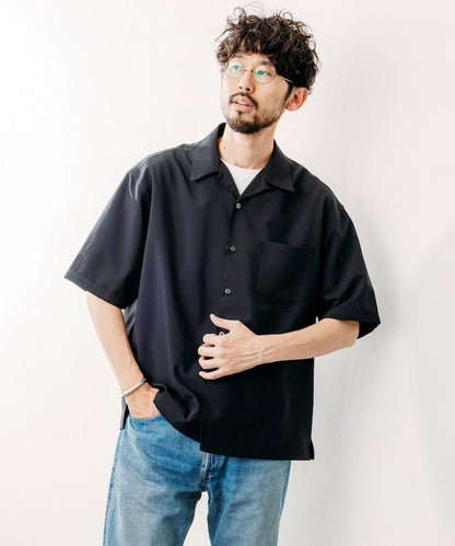 Reflax 功能性素材 輕鬆合身 開領襯衫 短袖