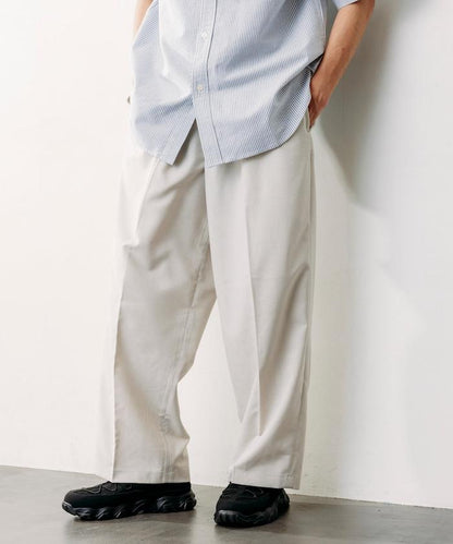 Reflax 功能性材料 寬鬆剪裁 輕鬆 休閒褲