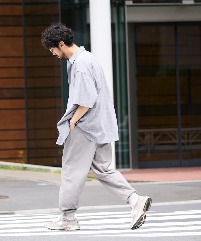 寬鬆直筒尼龍運動褲 / 錐形剪裁 輕便尼龍褲
