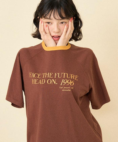 藍色圓領印花T恤