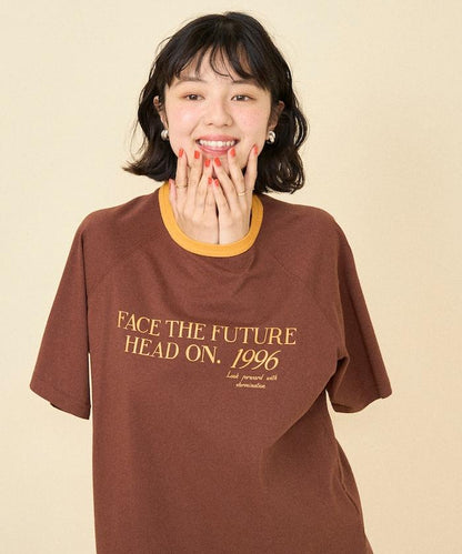 藍色圓領印花T恤