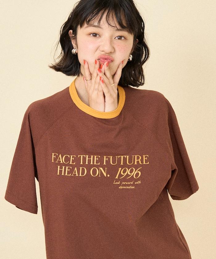 藍色圓領印花T恤