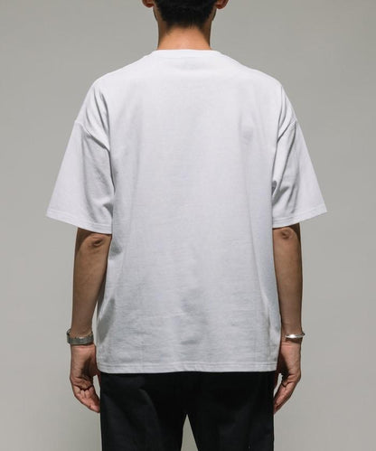 舒適版型 刺繡logo 圓領 T恤