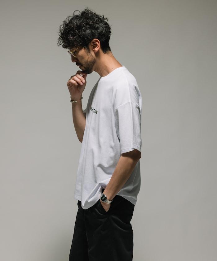 舒適版型 刺繡logo 圓領 T恤