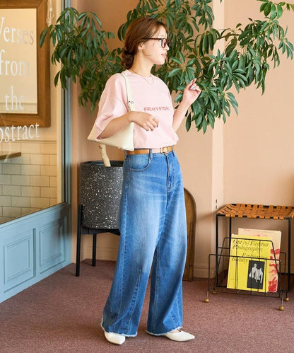 舒適版型 刺繡logo 圓領 T恤