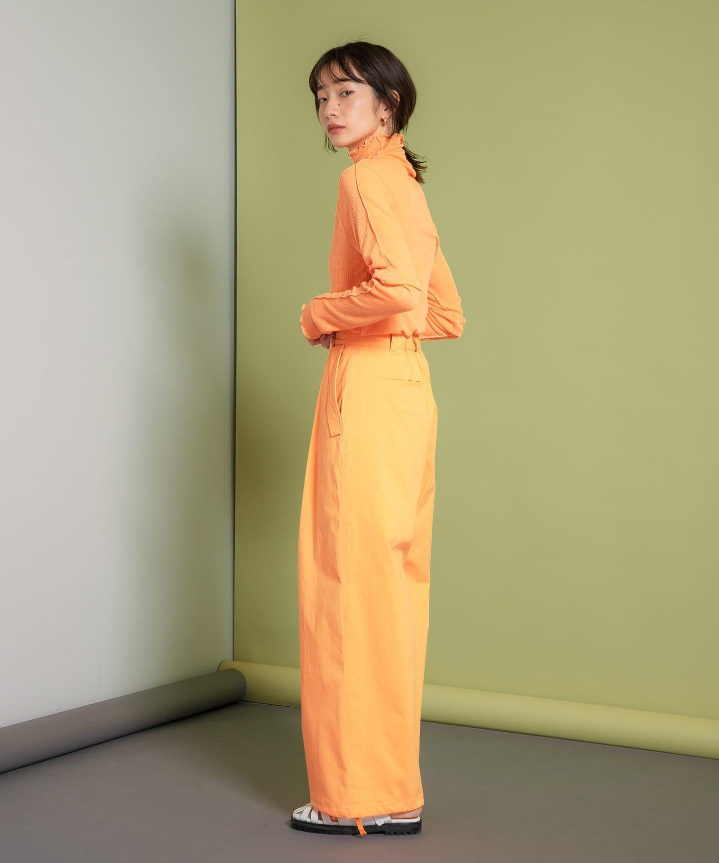 抽繩下襬工裝褲