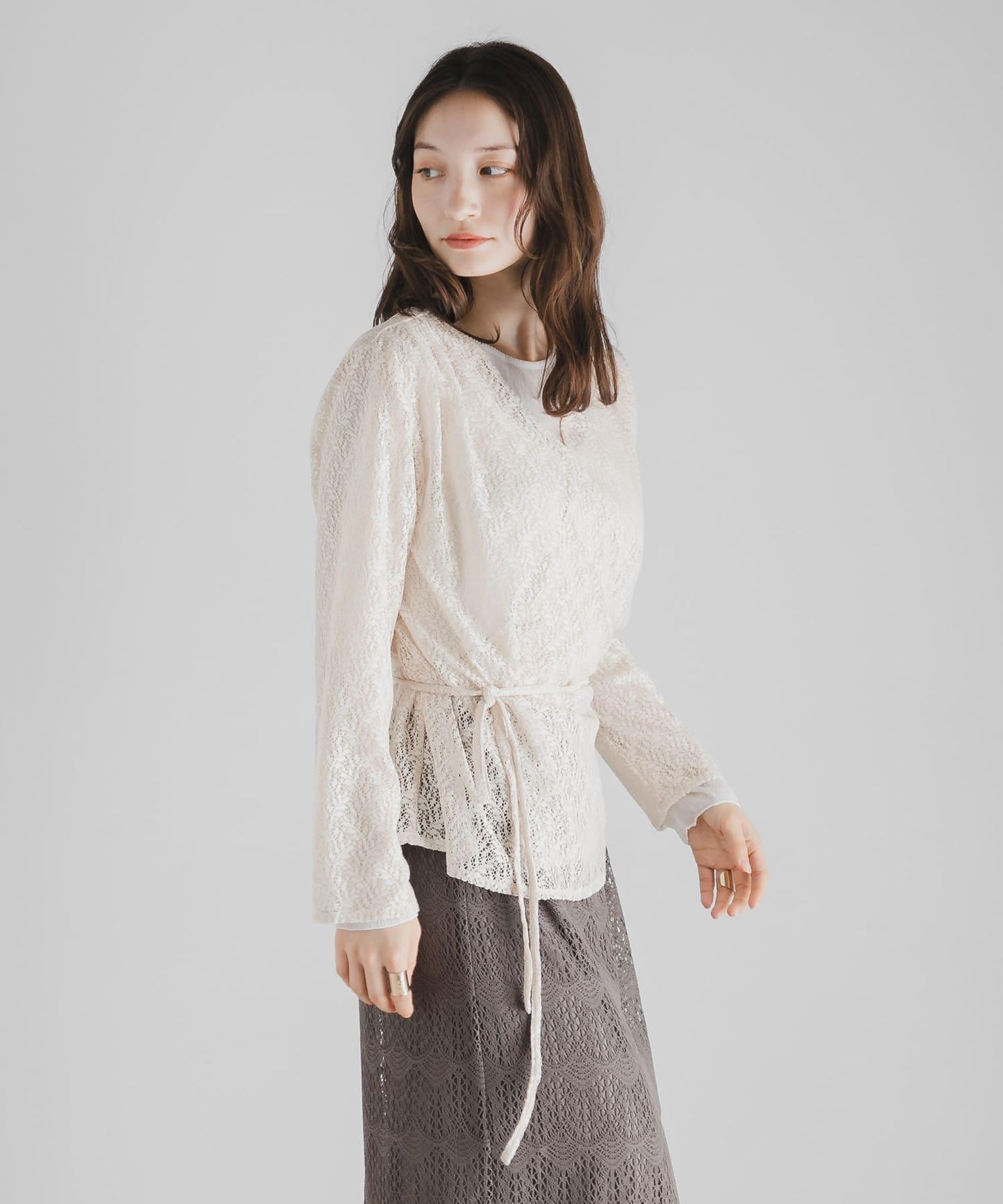 交叉領蕾絲襯衫