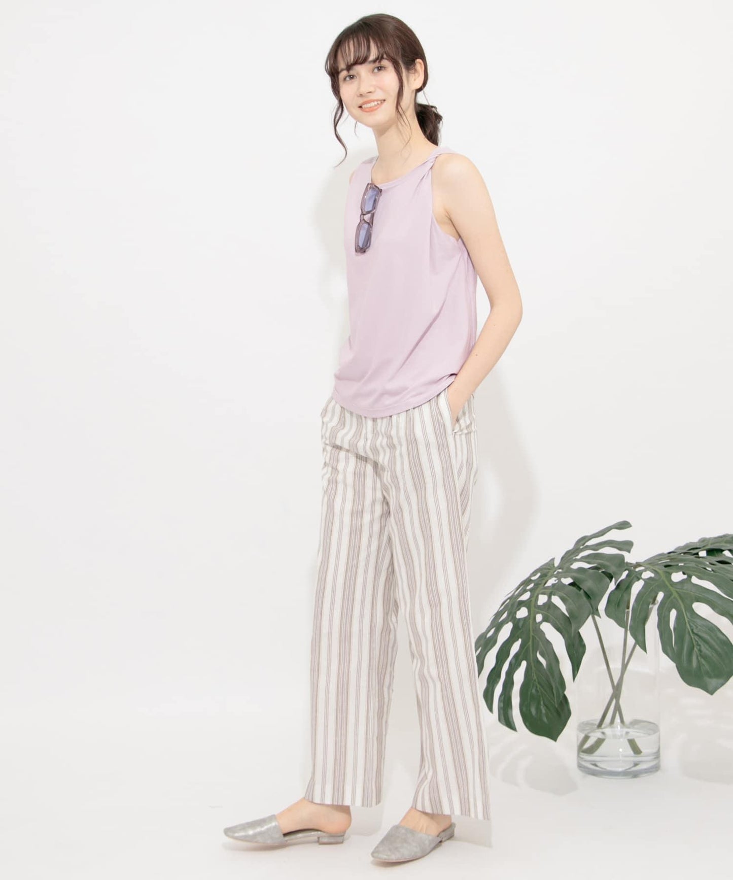 『UR TECH』扭結單肩不對稱上衣