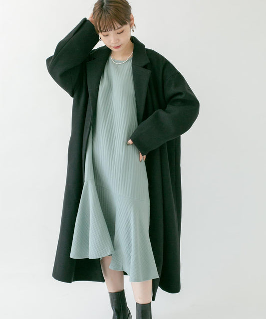 紗布荷葉邊連衣裙