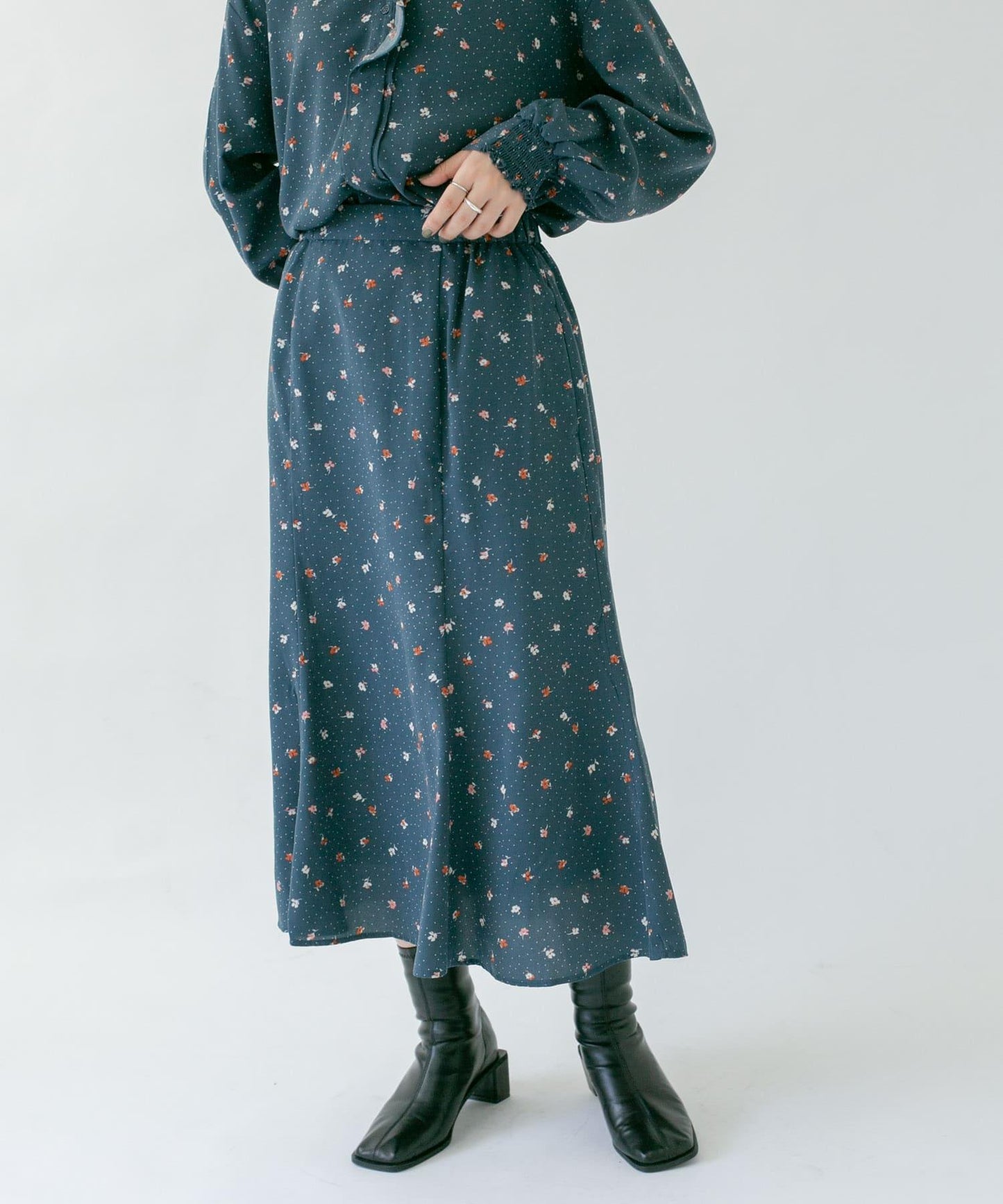 波點花卉美人魚裙