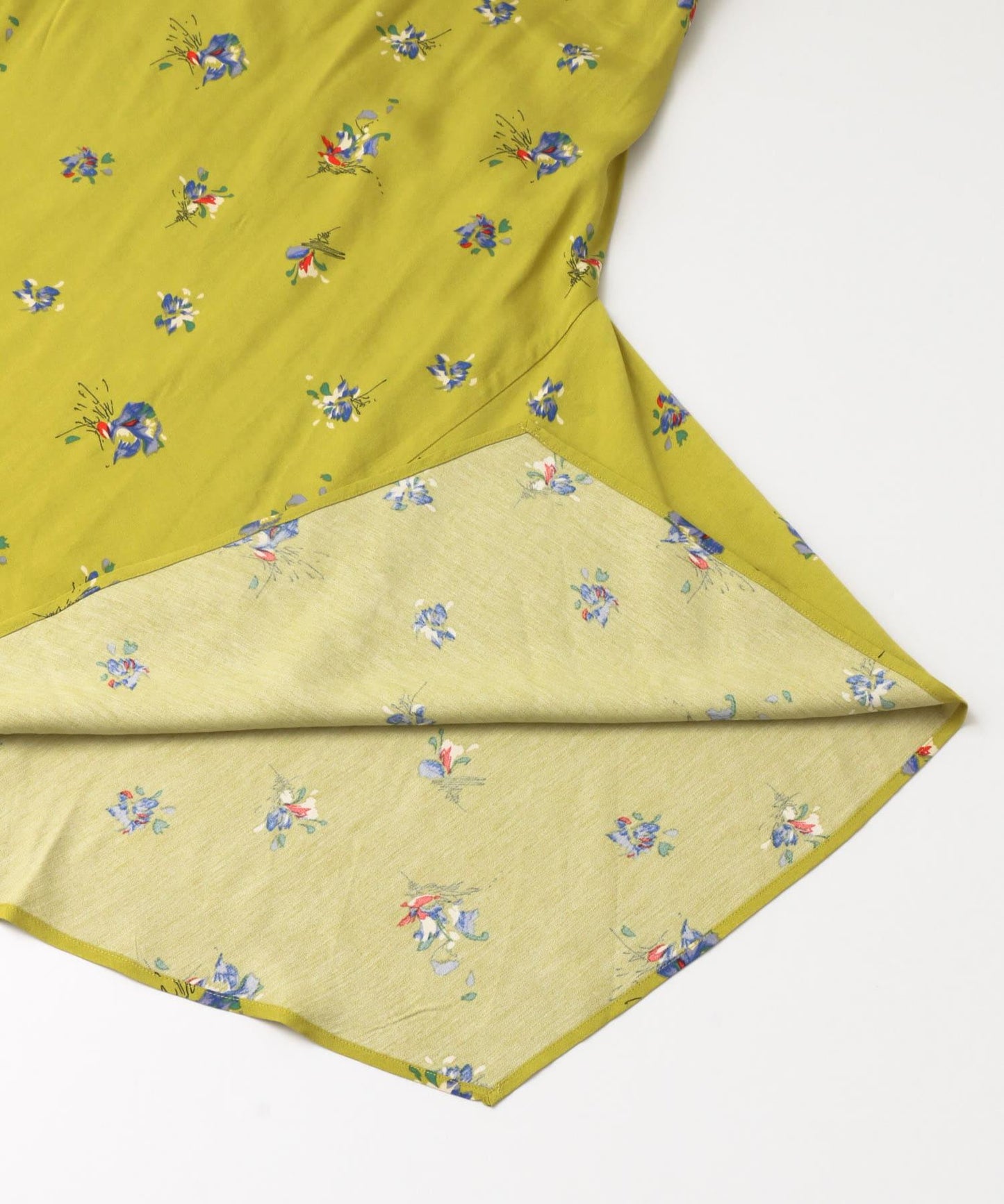 花卉不對稱下襬斜裁半身裙