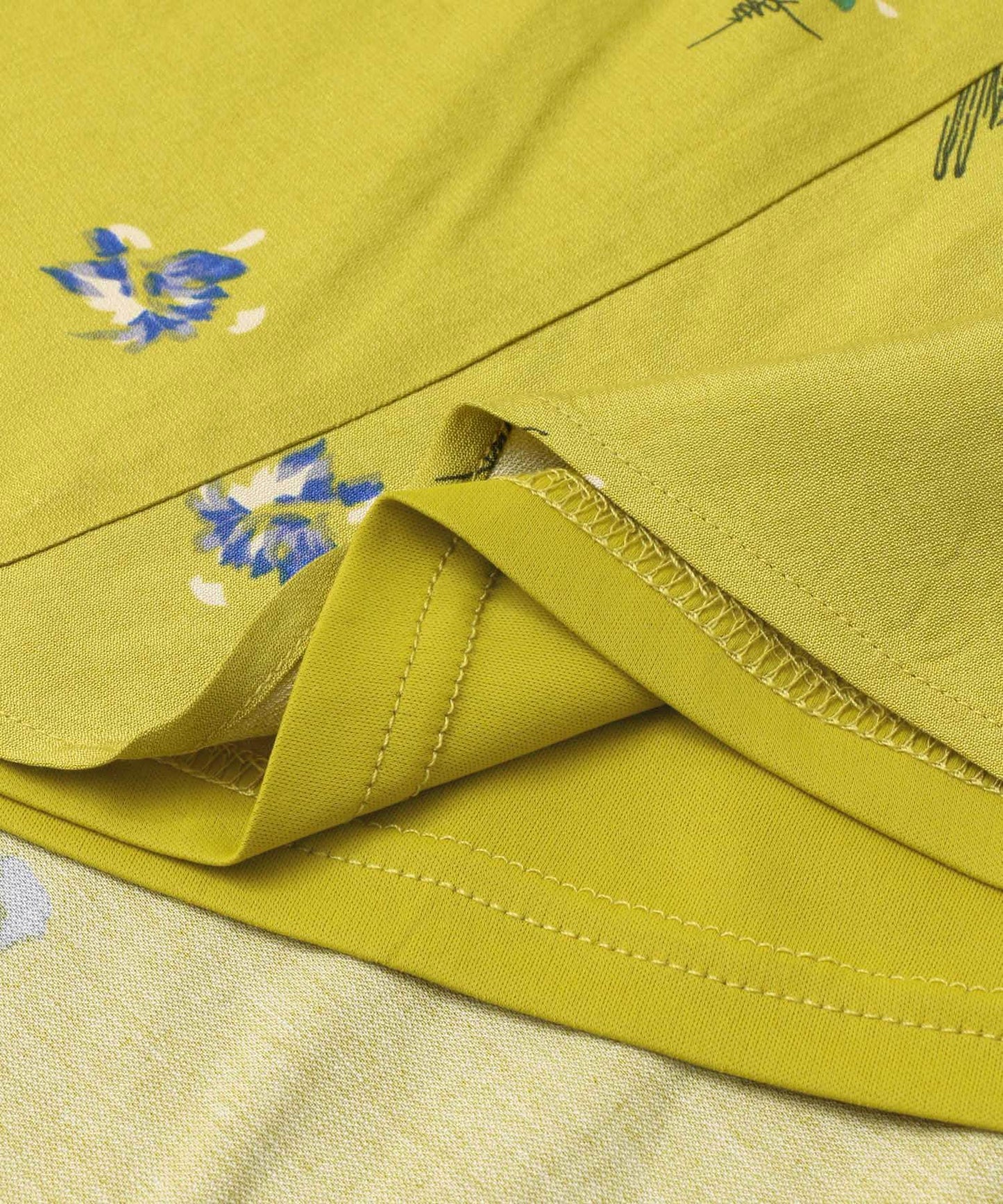 花卉不對稱下襬斜裁半身裙