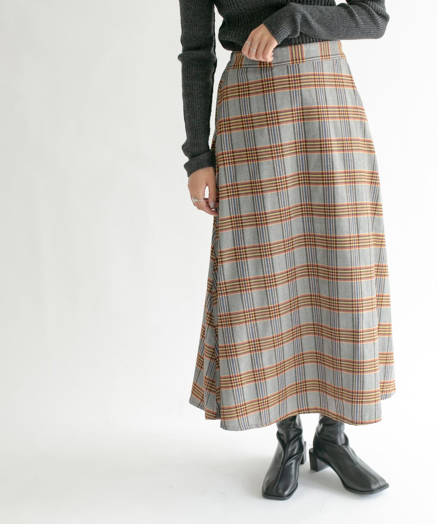 格紋高腰喇叭長裙