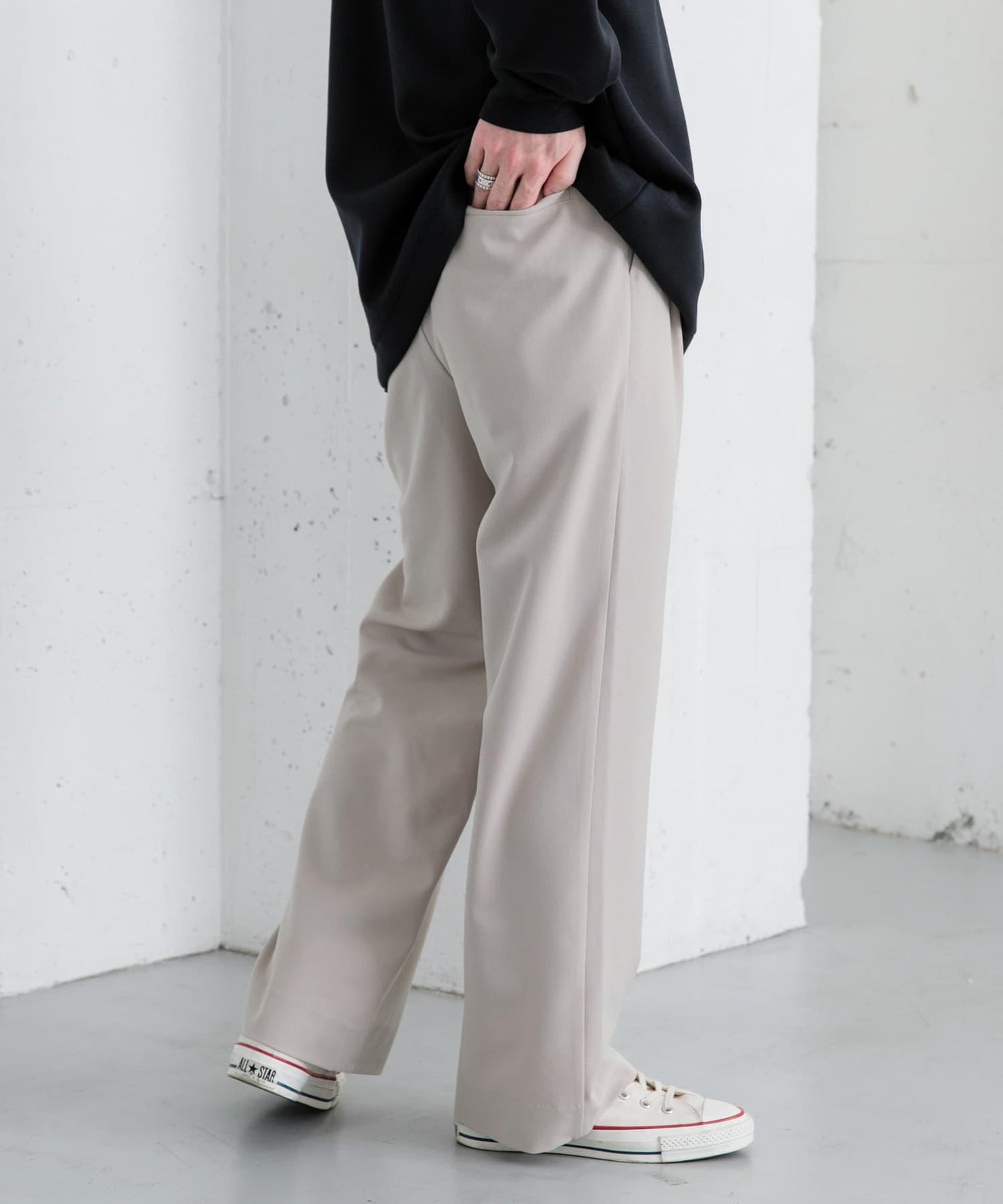 『イージーケア』雙褶寬鬆長褲