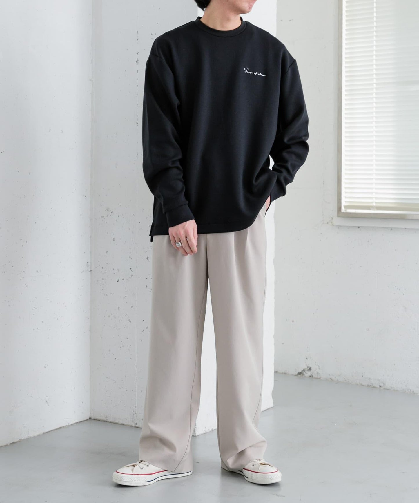 『イージーケア』雙褶寬鬆長褲