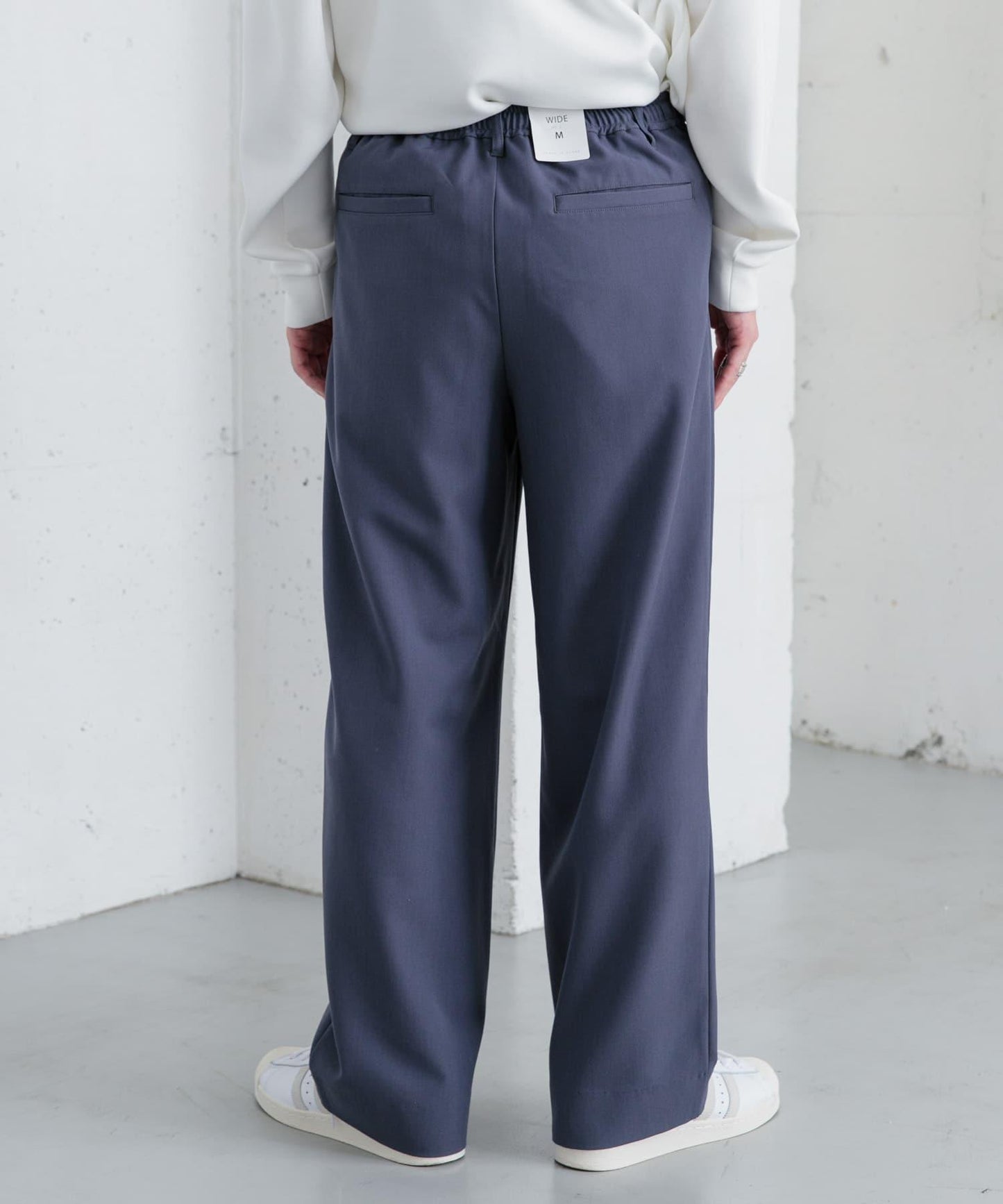 『イージーケア』雙褶寬鬆長褲