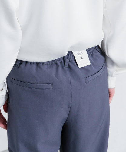 『イージーケア』雙褶寬鬆長褲