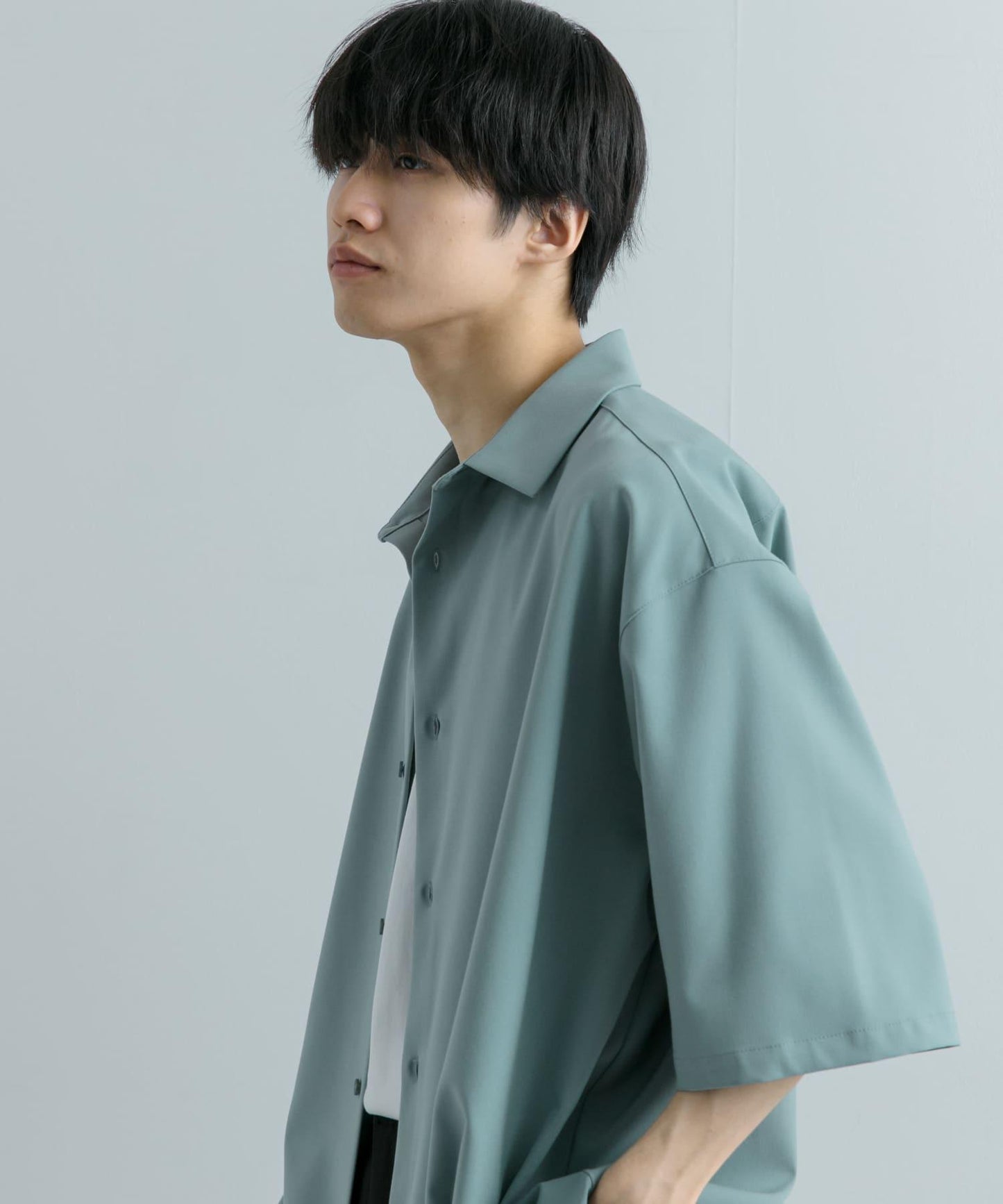 中性款超寬鬆五分袖襯衫