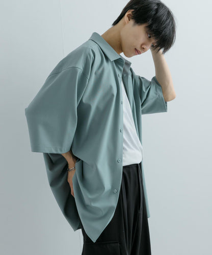 中性款超寬鬆五分袖襯衫