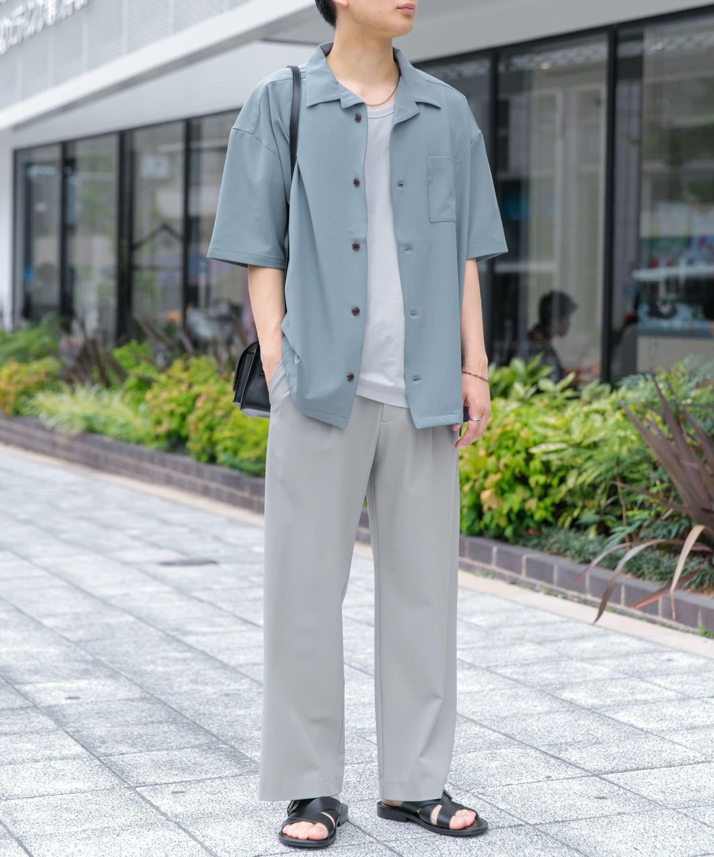 中性款開領寬鬆襯衫（五分袖）