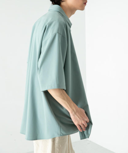 中性款超寬鬆五分袖襯衫