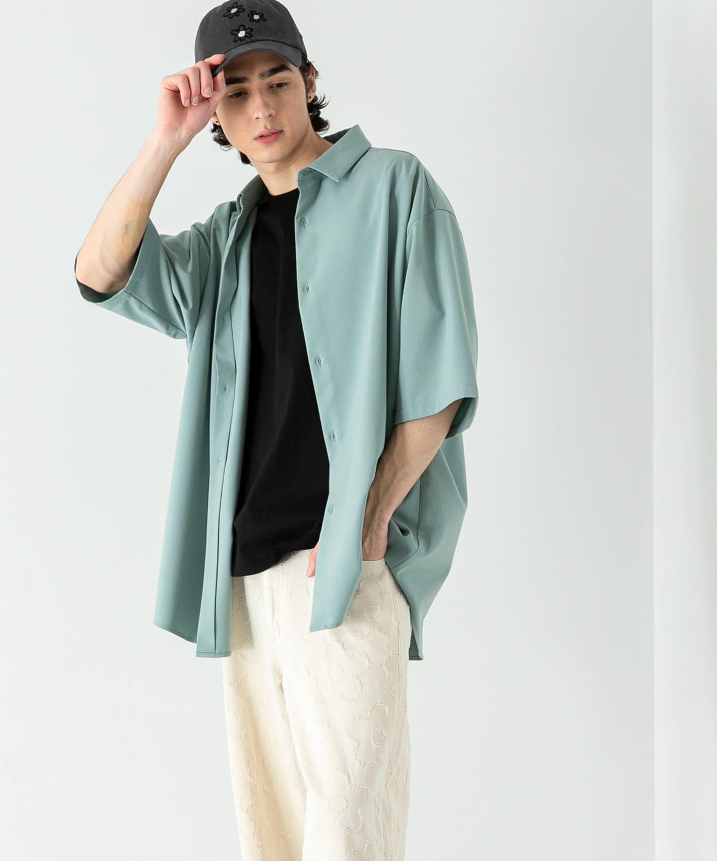 中性款超寬鬆五分袖襯衫