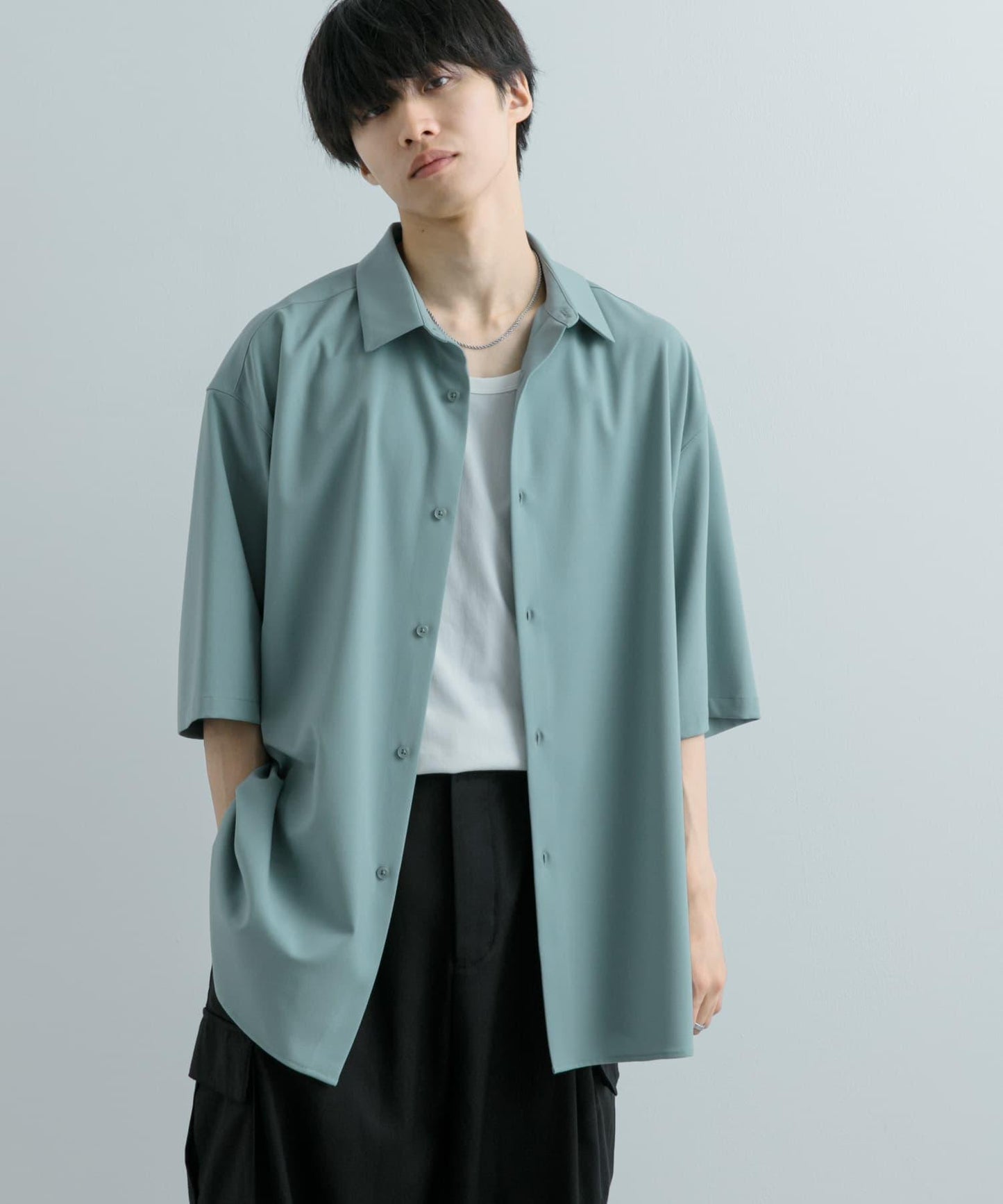 中性款超寬鬆五分袖襯衫