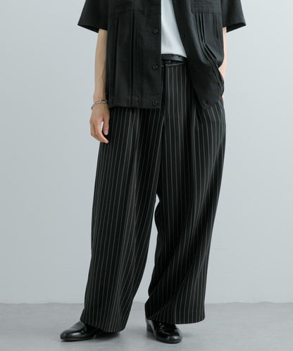 單褶細條紋寬鬆西裝褲