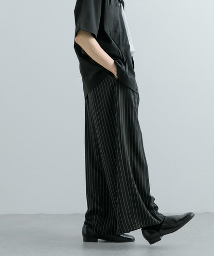 單褶細條紋寬鬆西裝褲