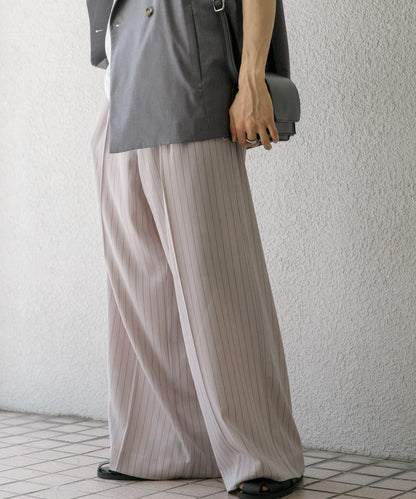 單褶細條紋寬鬆西裝褲