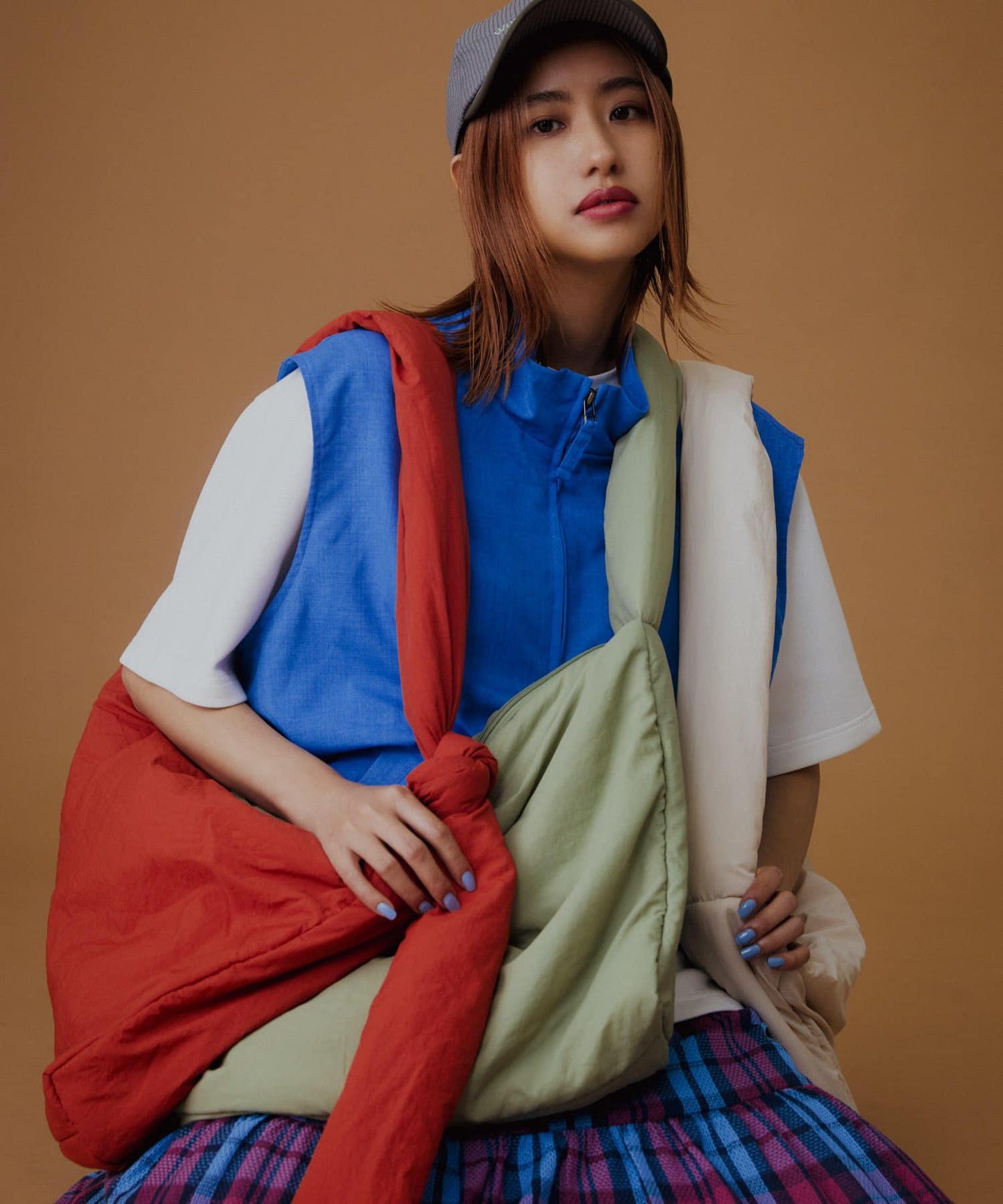 「易護理/套裝搭配」亞麻風立領雙拉鍊馬甲