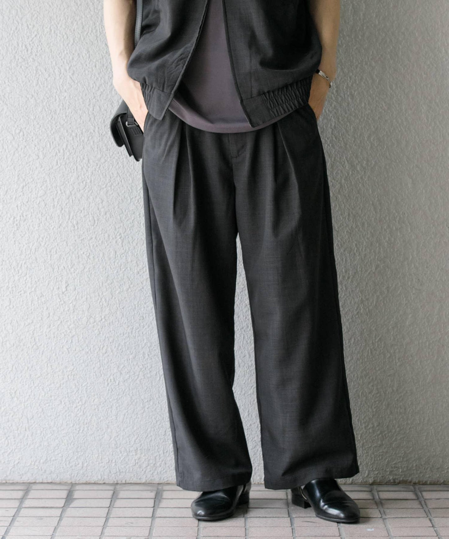 「易護理/套裝搭配」亞麻感褶皺寬腿褲