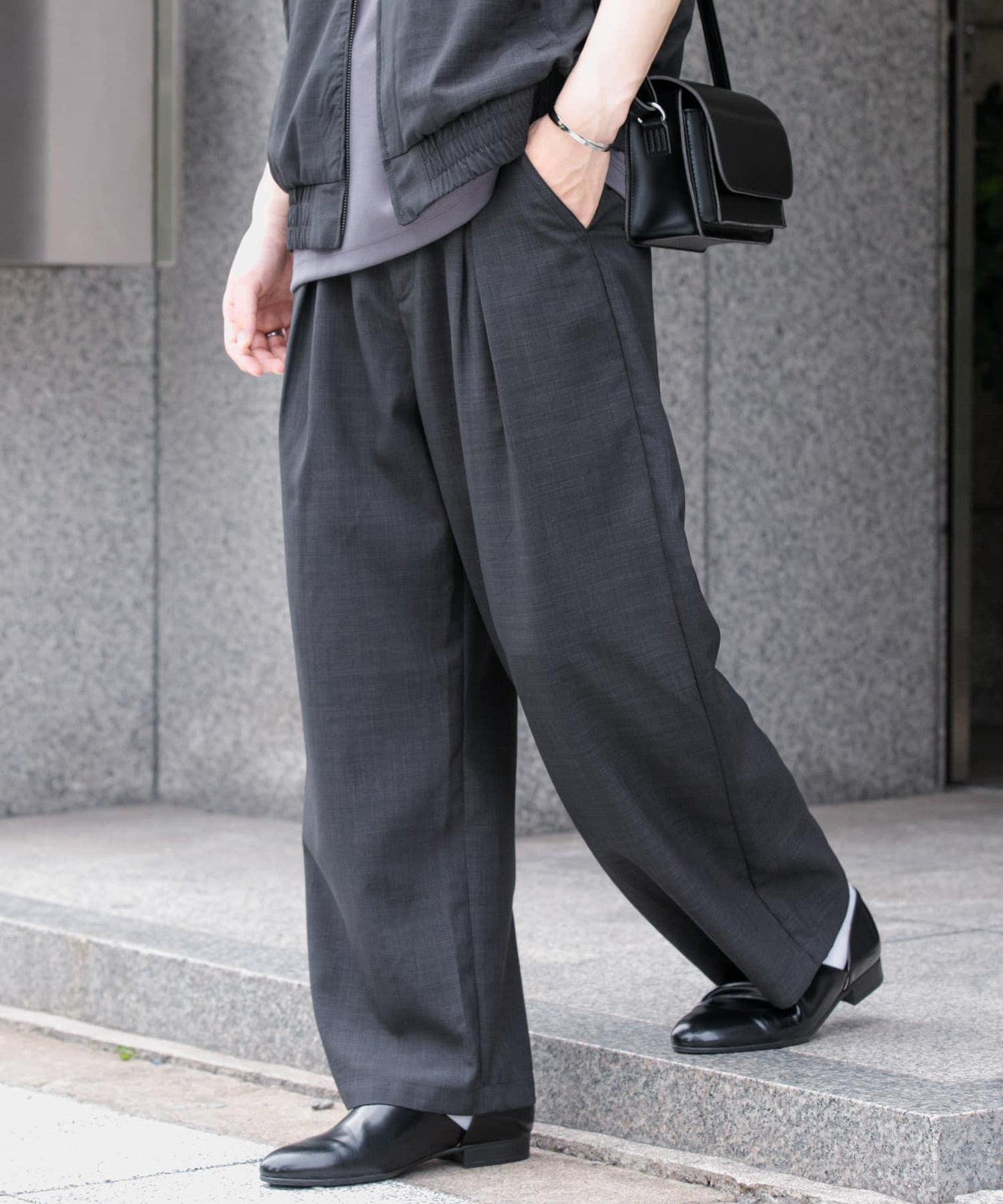 「易護理/套裝搭配」亞麻感褶皺寬腿褲