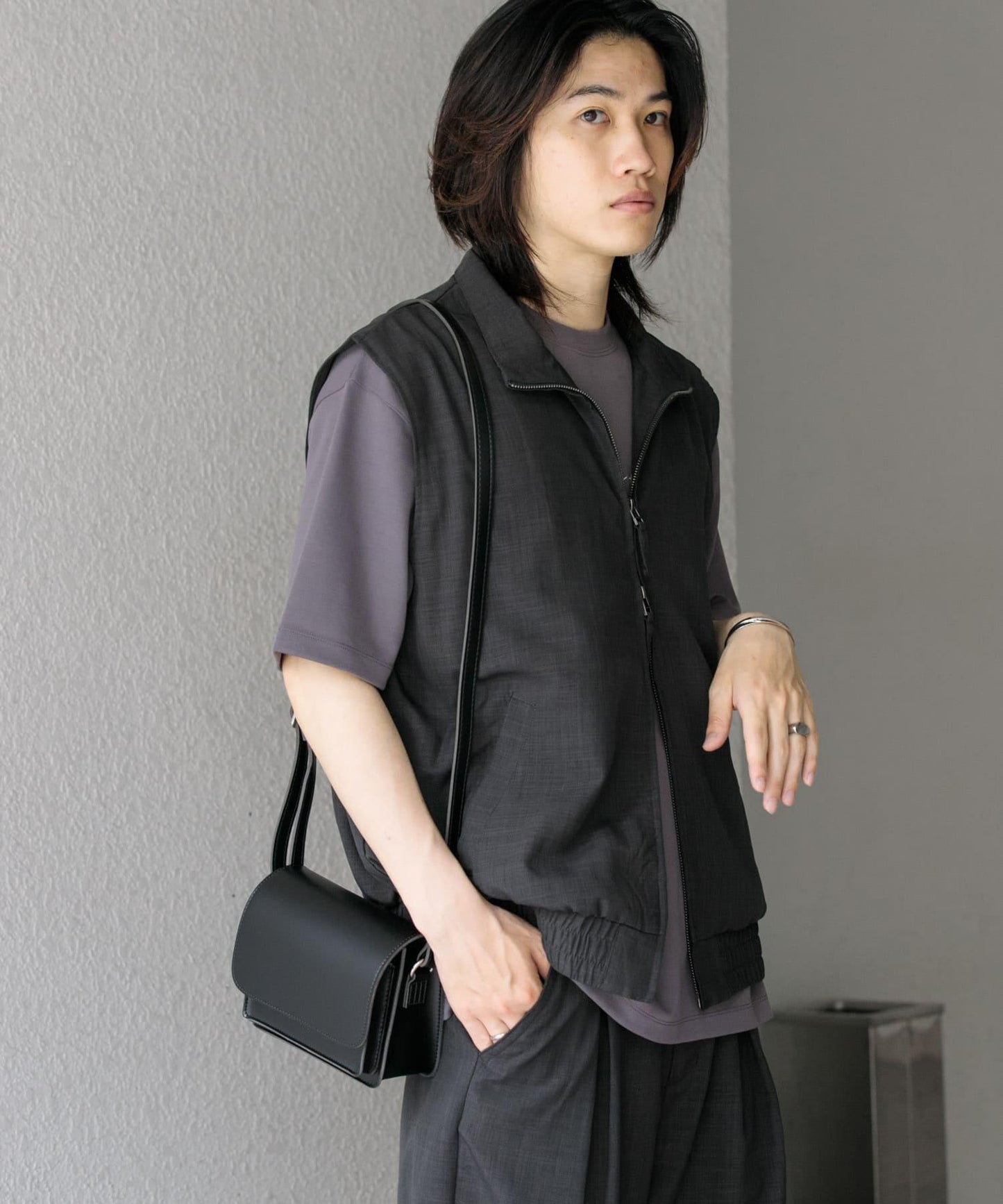 「易護理/套裝搭配」亞麻風立領雙拉鍊馬甲