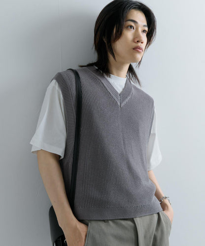 亞麻微短針織背心