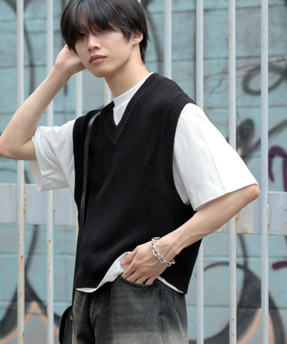 亞麻微短針織背心