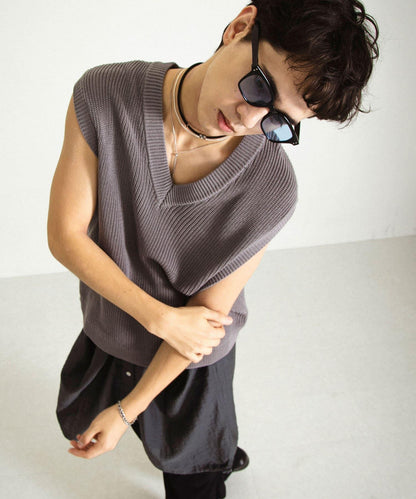 亞麻微短針織背心