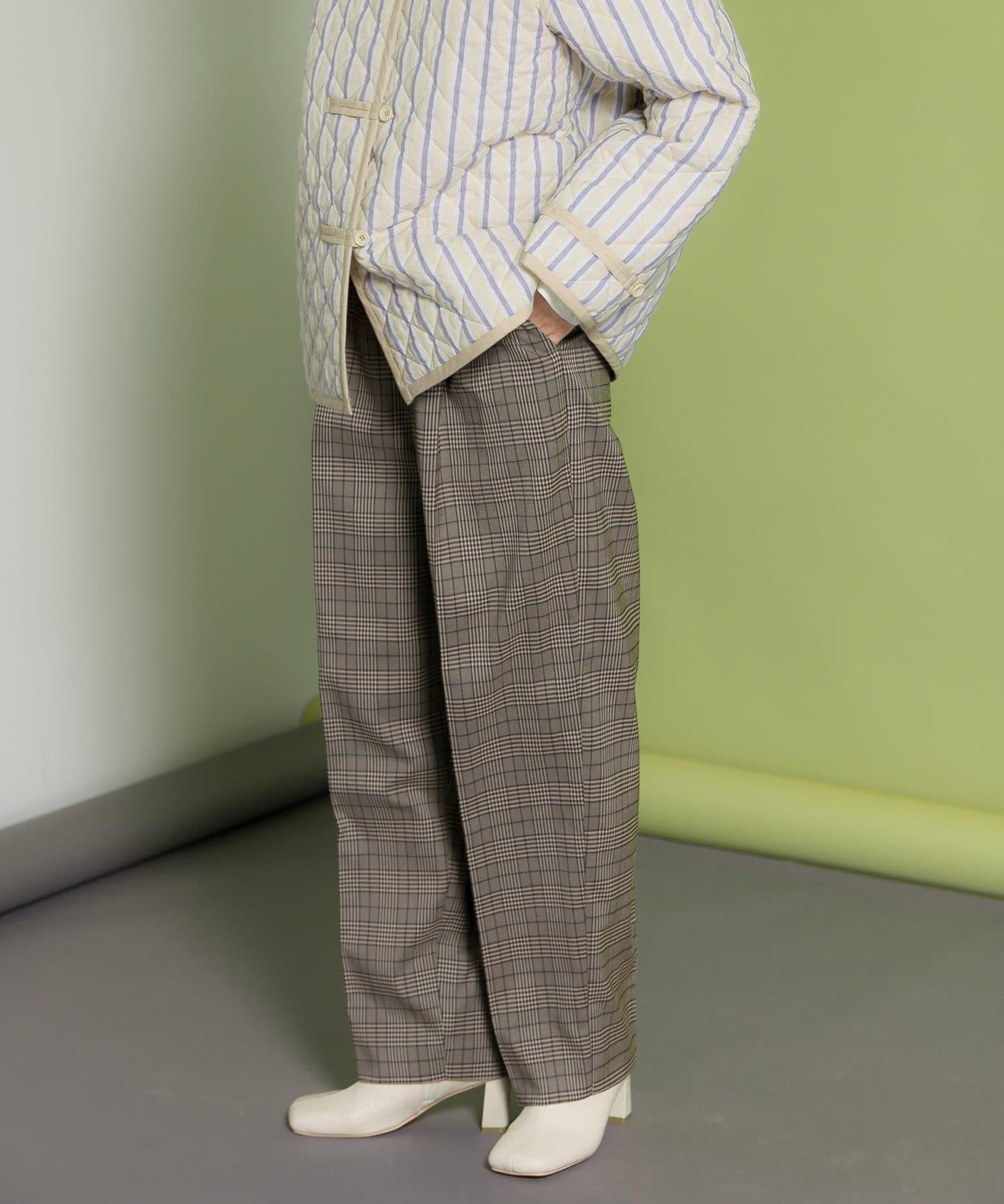 中線壓褶寬鬆格紋長褲