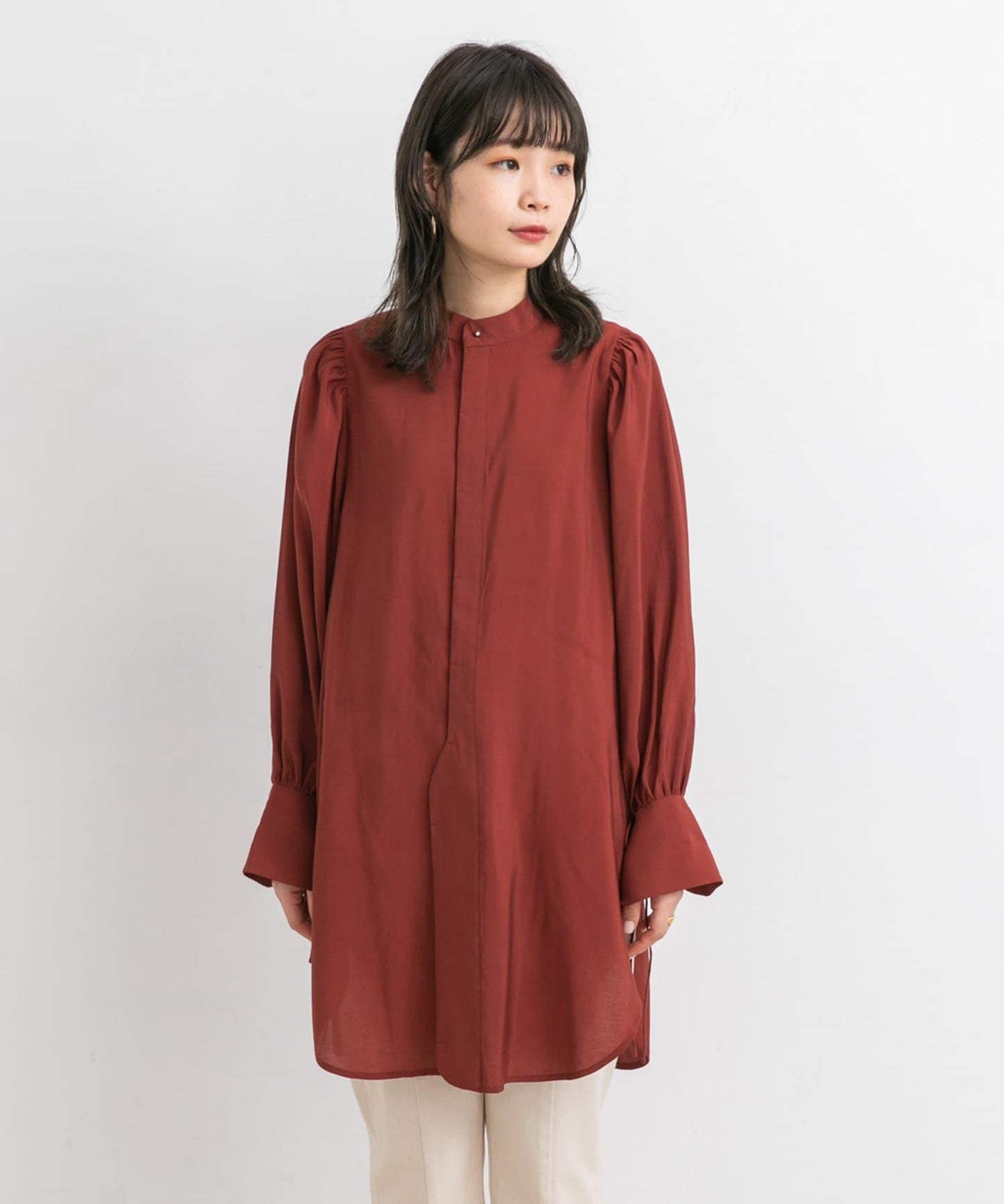 立領寬鬆袖襯衫