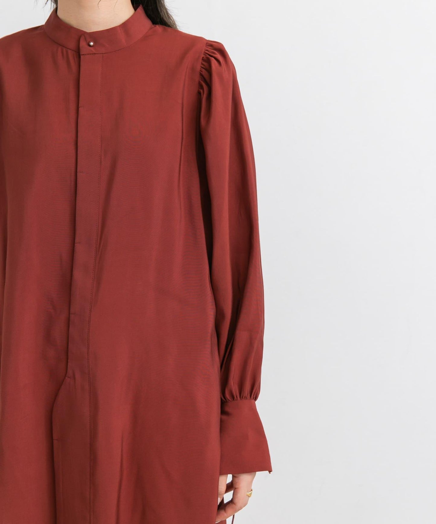 立領寬鬆袖襯衫